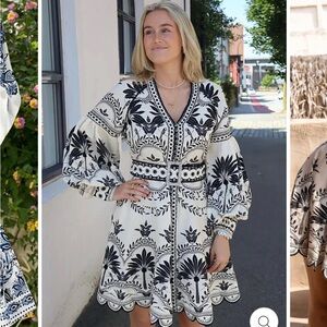 Chic Black and White Floral Long Sleeve Dress